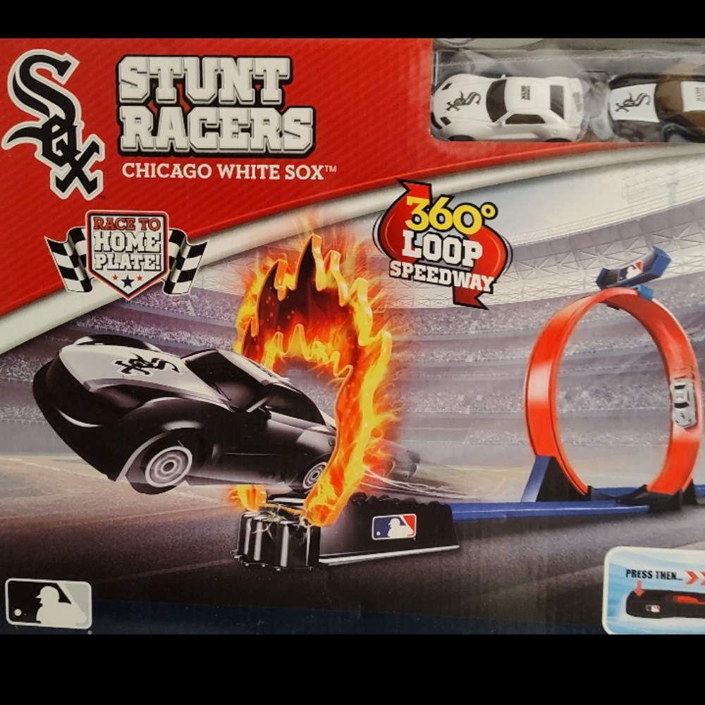 Stunt Racer Track and 2 Cars